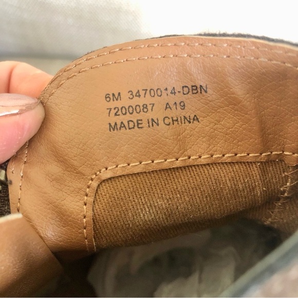 Frye Judith Zipper Booties in Dark Brown Leather Size 6 - Picture 5 of 9